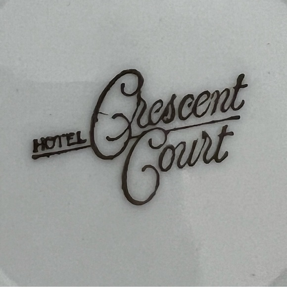 Crescent Court Hotel Made in Hong Kong Dish - Picture 2 of 13
